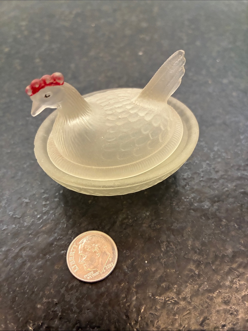 Frosted Glass Hen with red comb on Nest small trinket dish or salt - Picture 2 of 6